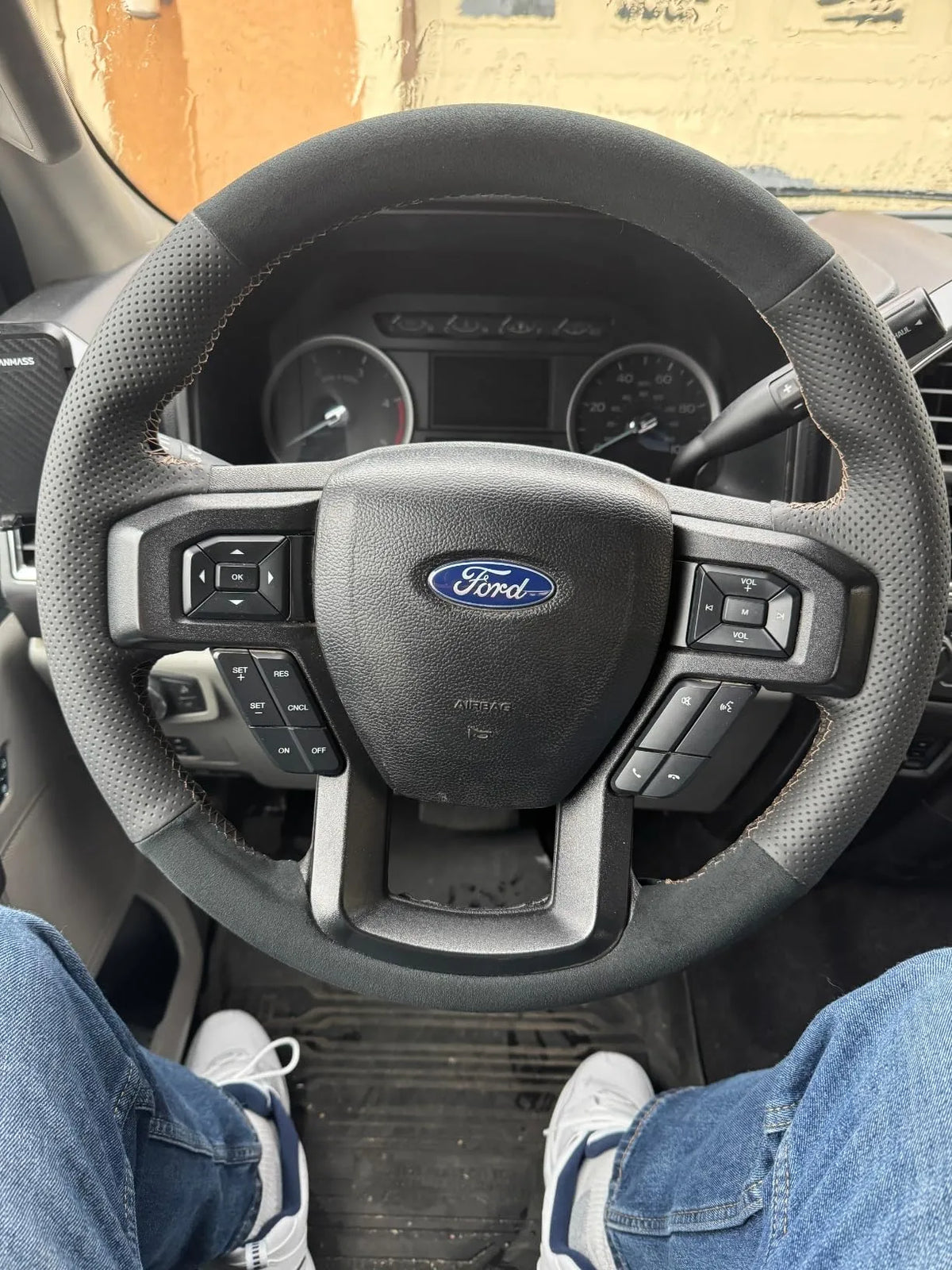 Custom steering wheel wrap customer installation