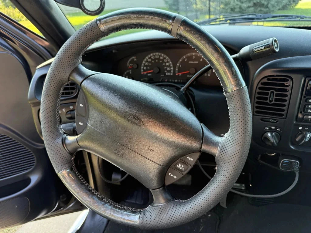 Custom steering wheel wrap customer installation
