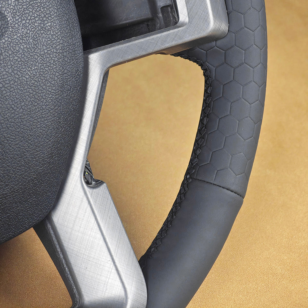 USA Warehouse Steering Wheel Cover for Ford F150 F-150 F-250 F250 F350 F-350 F450 F-450 Expedition 2015-2022