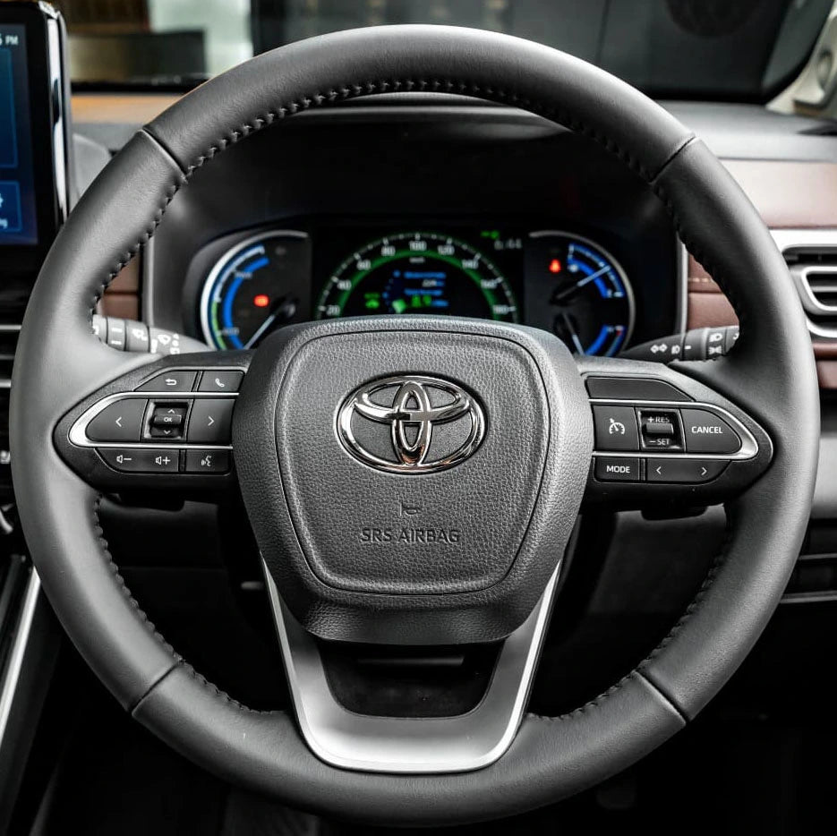 Steering Wheel Cover for Toyota Innova 2020-2023
