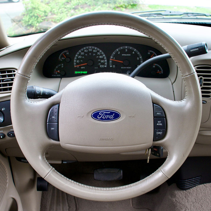 Steering Wheel Cover for Ford F150 F250 F350 Expedition Excursion 1997-2003
