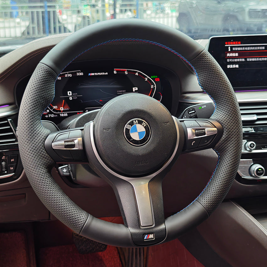 BMWF-SeriesEmbossedsteeringwheelcover#model_f-series