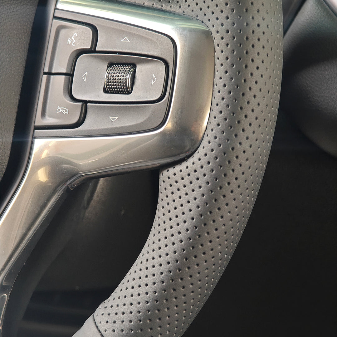 USA_Warehouse_Steering_Wheel_Cover_for_Chevrolet_Chevy_Silverado_Tahoe_Suburban_1500_2500_3500#year_2019-2024