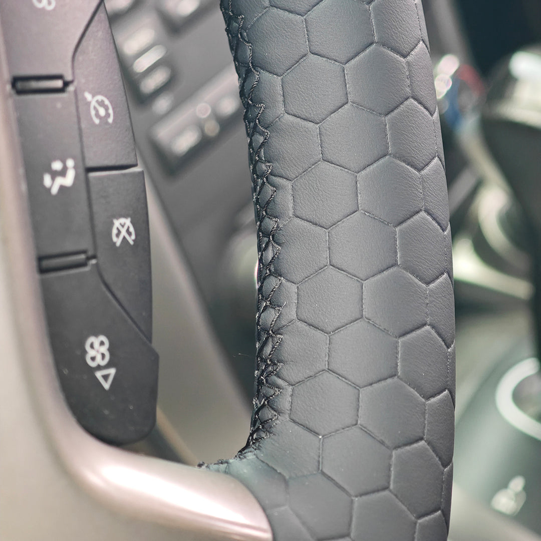 Steering_Wheel_Cover_for_Chevrolet_Chevy_Silverado_1500_2500_3500-_Ship_From_USA_6855c986-58c5-42c2-9f18-8db854d0c697#year_2007-2014