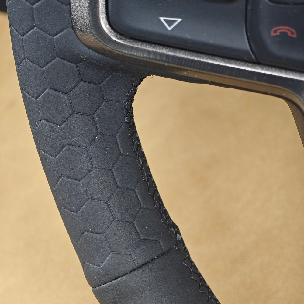 USA_Warehouse_Steering_Wheel_Cover_for_Dodge_RAM_1500_2500_3500_5#year_2019-2023