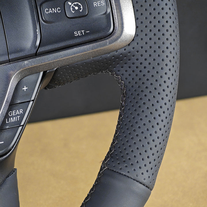 USA_Warehouse_Steering_Wheel_Cover_for_Dodge_RAM_1500_2500_3500_5#year_2019-2023