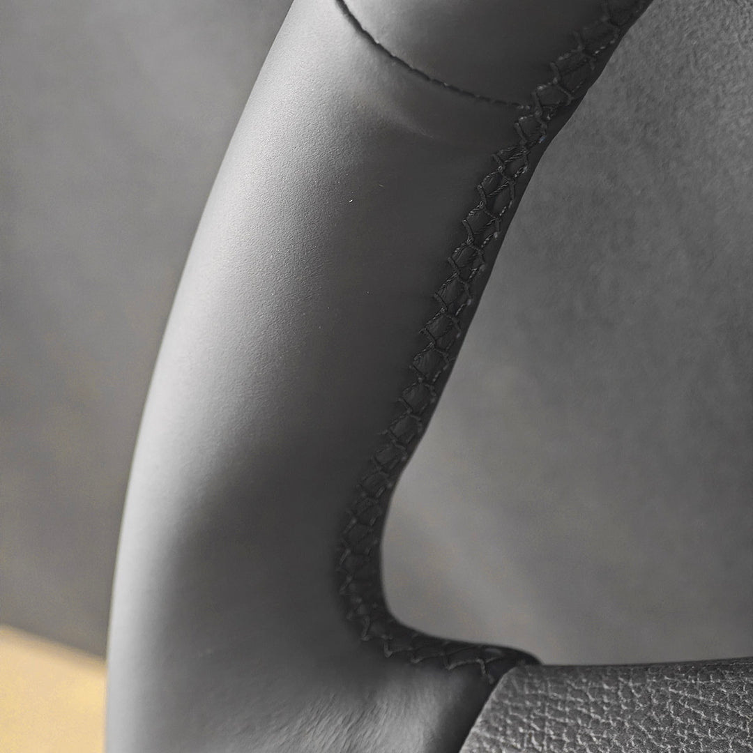 USA Warehouse Steering Wheel Cover for Ford F150 F-150 F-250 F250 F350 F-350 F450 F-450 Expedition 2015-2022