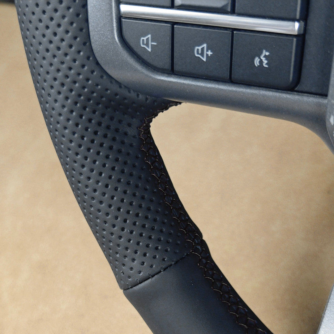 USA Warehouse Steering Wheel Cover for Ford F150 F-150 F-350 F-450 Expedition 2021-2025#year_2021-2024